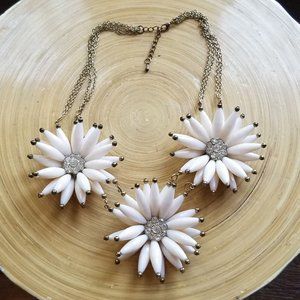 3/$20 Fashion Jewelry Flower Necklace